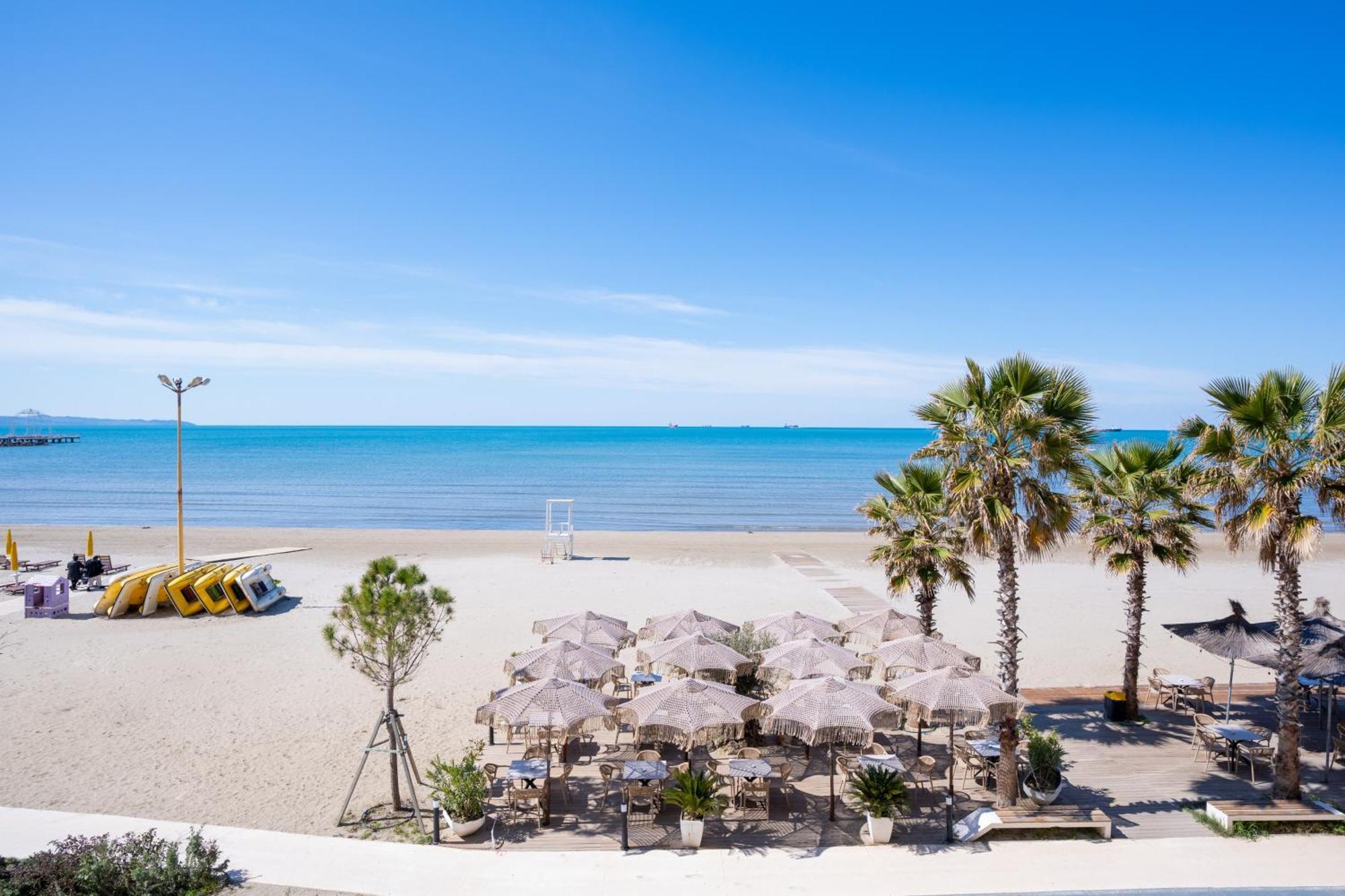 Sea View-Apartment On The Beach - Durrs2 Durrës Esterno foto