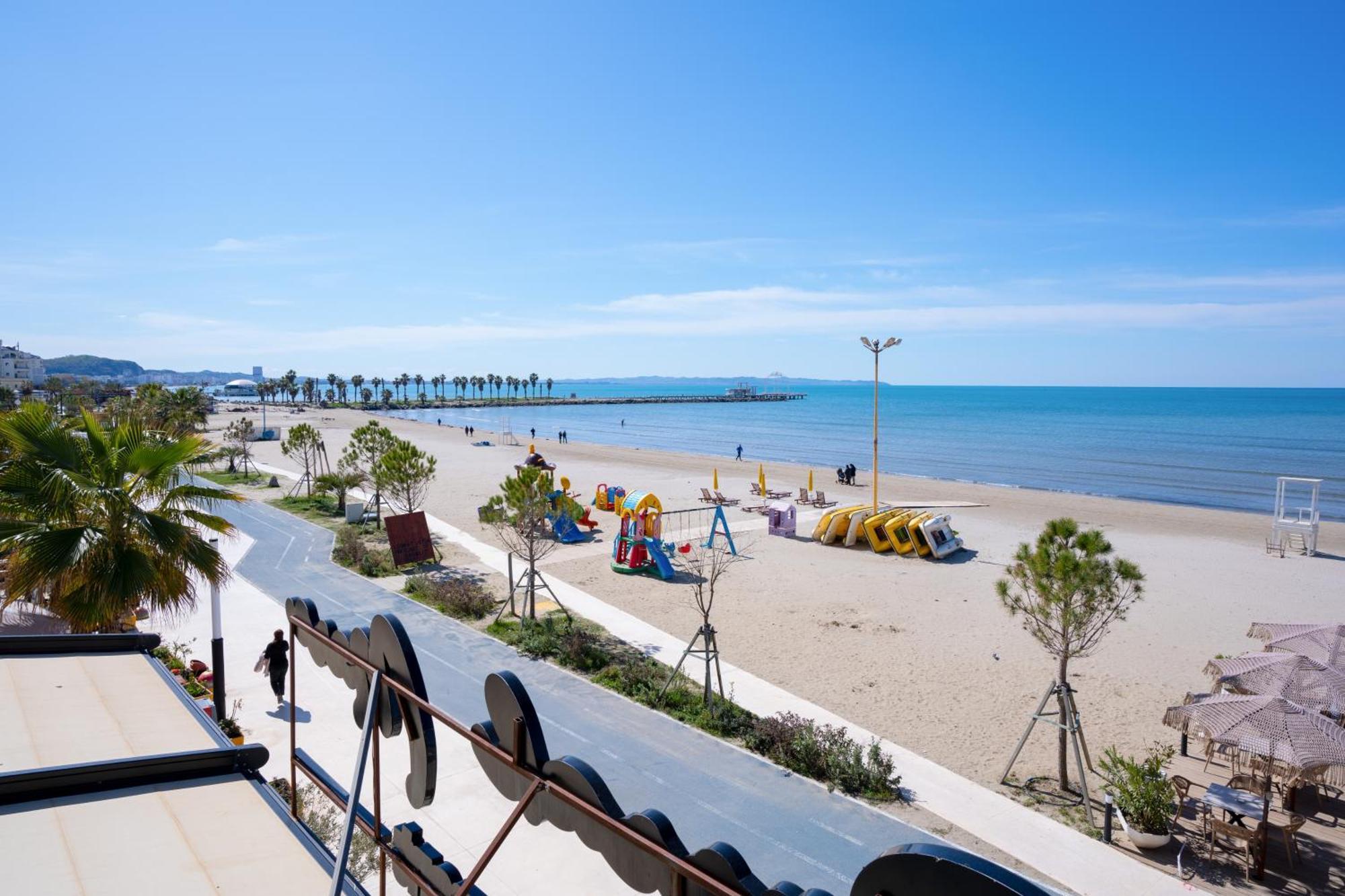 Sea View-Apartment On The Beach - Durrs2 Durrës Esterno foto