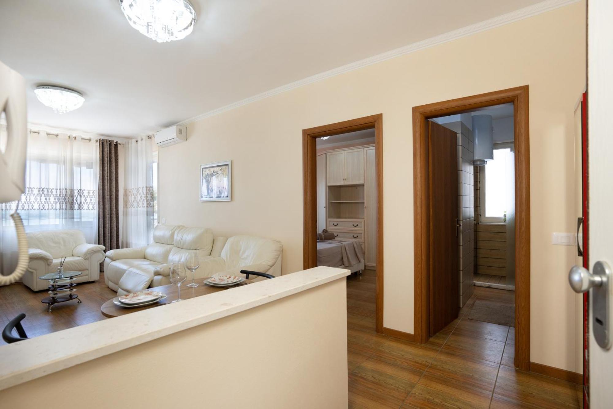 Sea View-Apartment On The Beach - Durrs2 Durrës Esterno foto