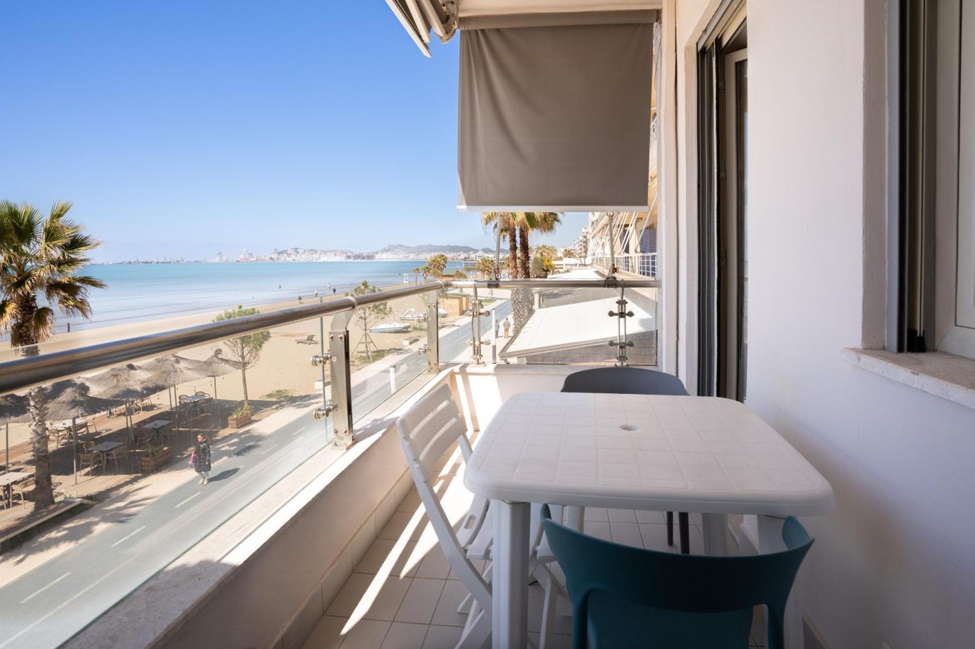 Sea View-Apartment On The Beach - Durrs2 Durrës Esterno foto